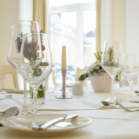 Hotel Erbprinz & Restaurant "Prinzenstube" Ludwigslust Ngoại thất bức ảnh