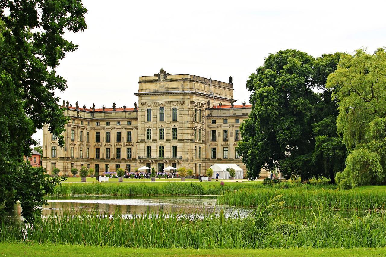 Hotel Erbprinz & Restaurant "Prinzenstube" Ludwigslust Ngoại thất bức ảnh