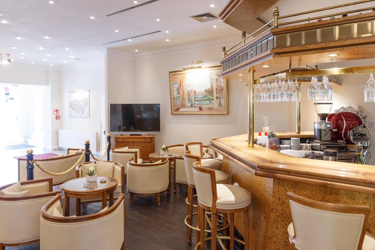 Hotel Erbprinz & Restaurant "Prinzenstube" Ludwigslust Ngoại thất bức ảnh